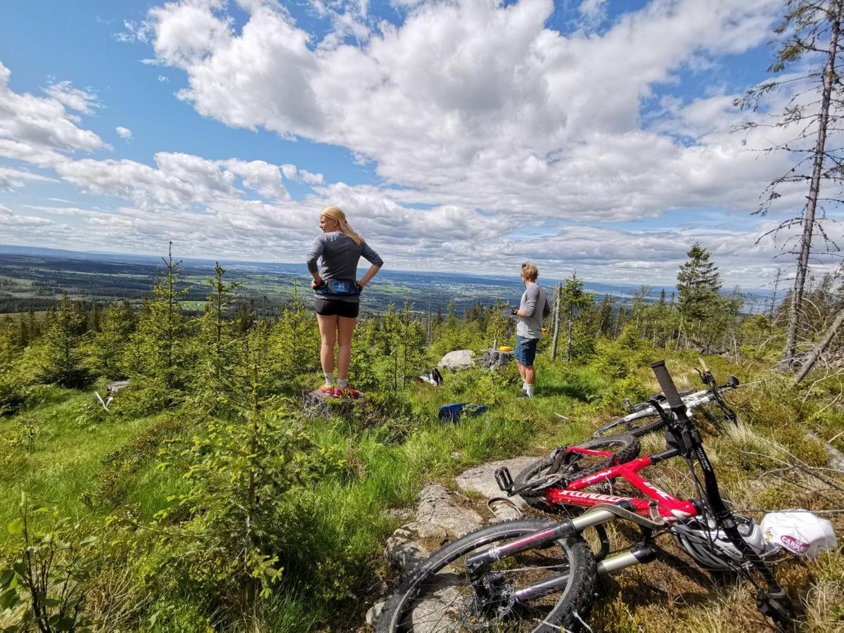 Skreia Idylliske Evjua Ved Mjosa酒店 外观 照片