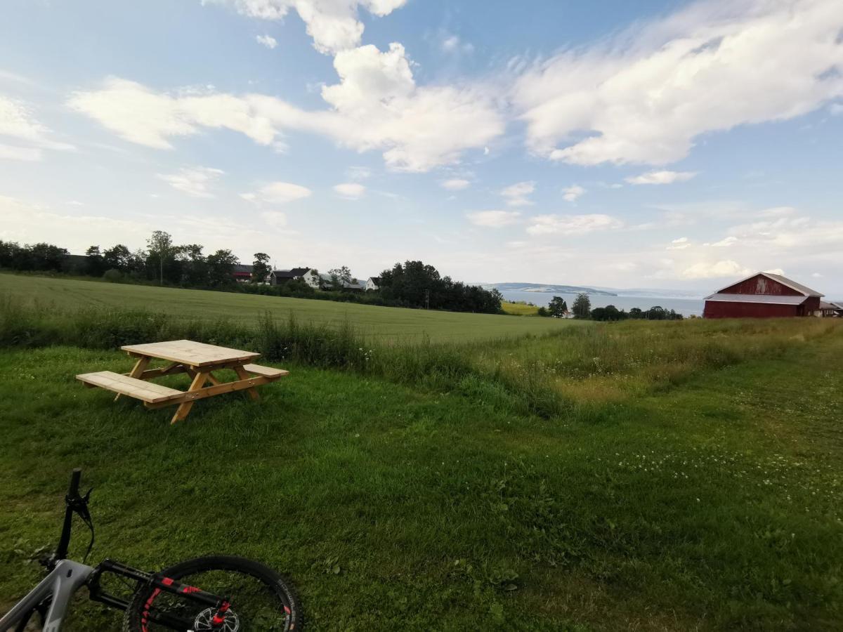 Skreia Idylliske Evjua Ved Mjosa酒店 外观 照片